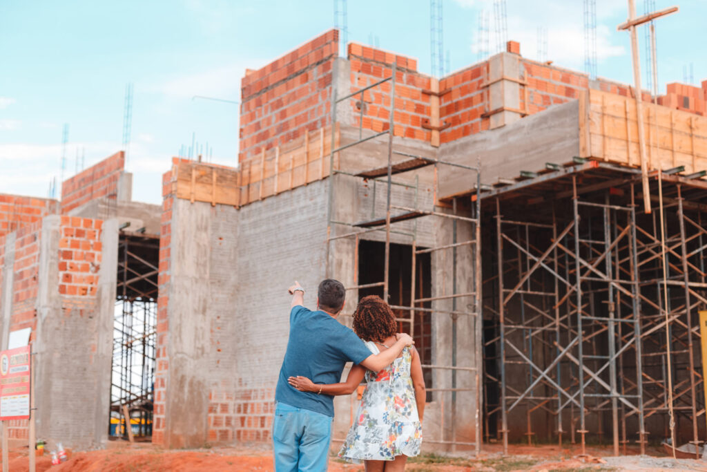 8 dicas de como economizar na construção: confira e aprenda